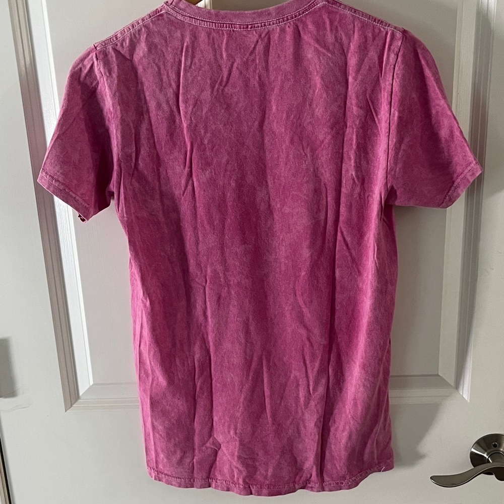 AC/DC Pink Flame Highway to hell  Graphic Tee Sz medium - Picture 5 of 6